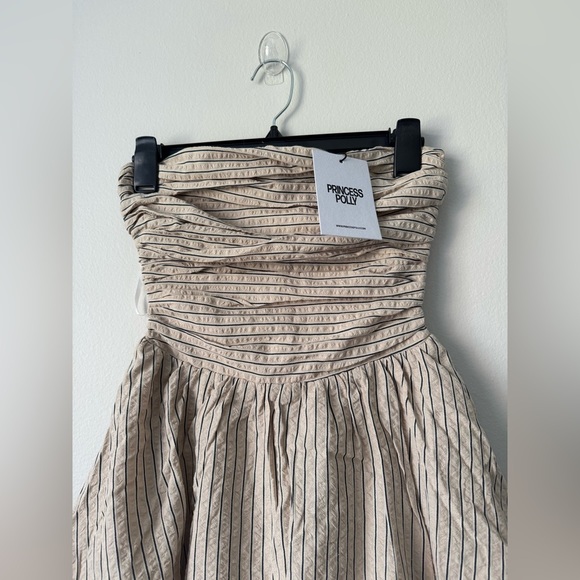 Princess Polly Quinette Strapless Bubble Dress Sz 2 or 34 EU - Picture 4 of 9